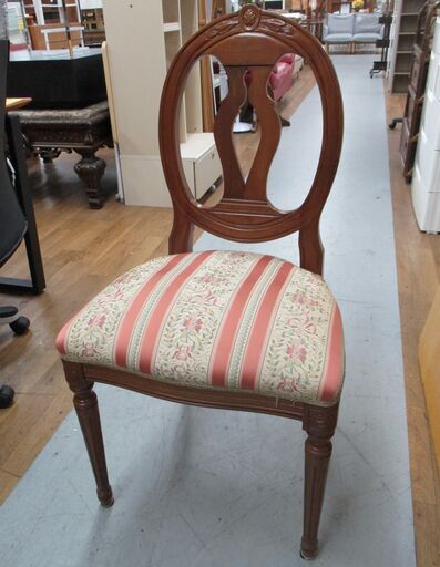 R631 アンティーク ダイニング椅子、花柄、1脚、幅52cm Used