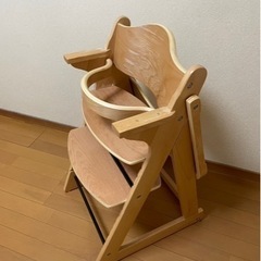 子供用テーブル付き椅子（取りに来れる方限定）