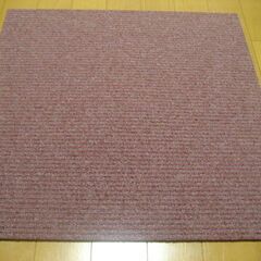 日本製タイルカーペット厚み6.5㎜・1枚２１０円・在庫７４枚（１...
