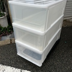 【成約済み】大きいサイズ クリアボックス3段セット 独立型 家具...