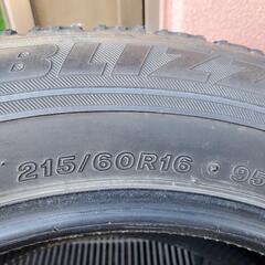 215/60R16 中古タイヤ 4本で500円です！