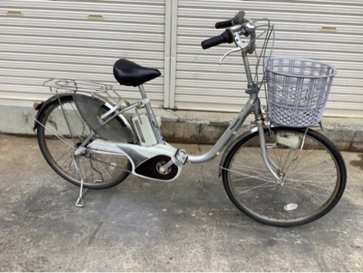 384  パナソニック電動アシスト自転車vivi24インチシルバーボディー