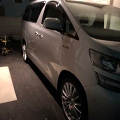 車のパーツ タイヤ、ホイール
