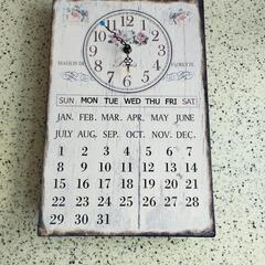 アンティーク加工壁掛け時計　カレンダー付