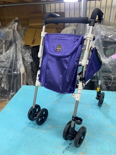 中古　歩行器ピアプレスト　マムネイビーTAISコード00063-000037