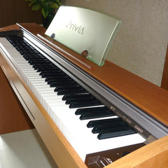 電子ピアノ CASIO PX-800