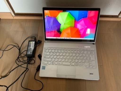 富士通★SH90/B1★Core i5-7200U/8GB/128GB