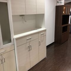古河市:引き取り希望】食器棚☆幅120cm/奥行き45cm/縦175cm