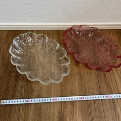 ガラス皿　果物皿　２枚セット
