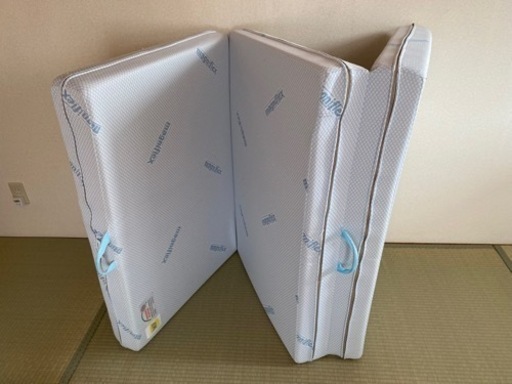 【保証付】マニフレックス三つ折りマットレス(シングル)