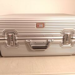 【展示品・使用感無し・外箱無し】スイスミリタリー プレミアム Cタイプ 64L SM-C624 シルバー