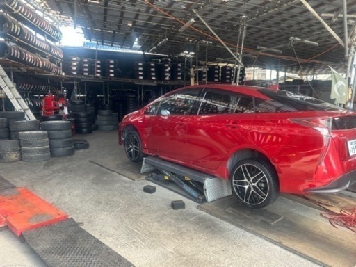 激安で新品タイヤ、中古タイヤ、タイヤ交換、全て安い、在庫がいっぱい  