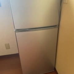 一人暮らしにピッタリな冷蔵庫です   土日引き取り