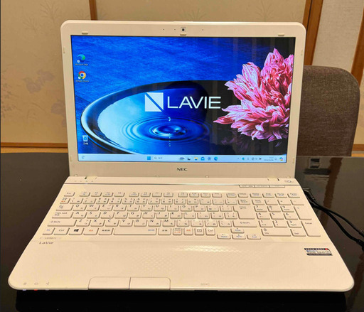 NEC LaVie S LS150/L Corei3 SSD 美品！