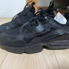 Nike スニーカー