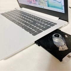 Ideapad 第7世代 i5 /8GB SSD480GB  webカメラ DVD搭載　bluetooth Ideapad 第7世代 i5 /8GB SSD480GB webカメラ DVD搭載 bluetooth