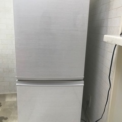シャープ　2ドア冷蔵庫　2018年製