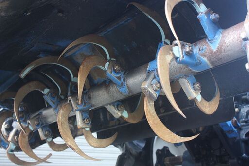 SOLD OUT】イセキ トラクター TF3F 13馬力 4WD 耕運幅110cm【簡易清掃