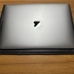 MacBook Air Core. i5    