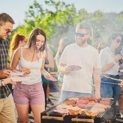 熊本 4月20日 (土曜日) 昼間にインターナショナル・ BBQ...