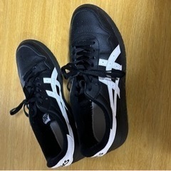 ASICS スニーカー