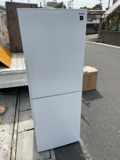 値下げ☆愛知近郊配送無料 SHARP 280L冷蔵庫　SJ-PD28H-W 2022年製