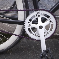 HIGH VOLTAGE FUN ピスト