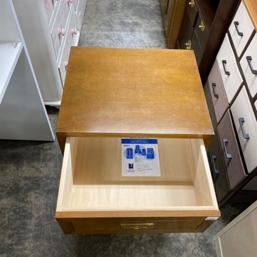 ドマーニモーガントンチェスト カリモク ドマーニ モーガントン