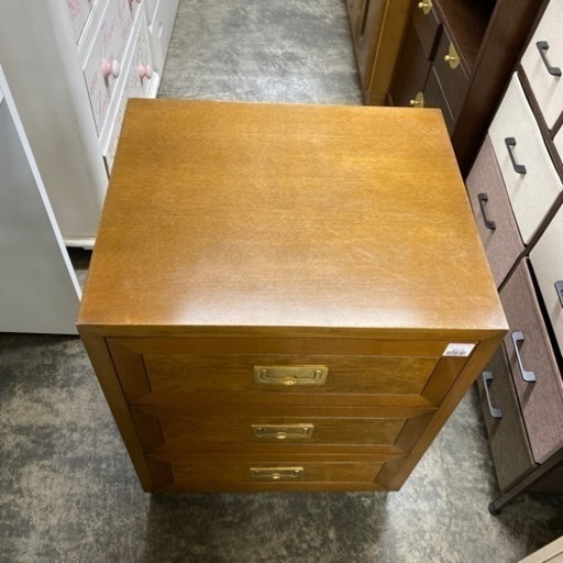 ドマーニモーガントンチェスト カリモク ドマーニ モーガントン