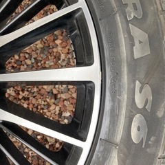 トヨタアルファード　ヴェルファイア  30後期 235/50 18  車のパーツ タイヤ、ホイール