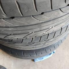 車のパーツ タイヤ、ホイール　