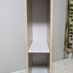 すき間収納　カラーボックス