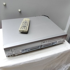 シャープ　DV-NC550  VHS 一体型DVDビデオプレイヤ...