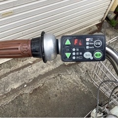 387 ブリヂストン新機種電動アシスト自転車POLKU26インチホワイト 