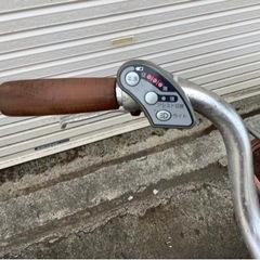 394  パナソニック電動アシスト自転車vivi26インチレッドアルミボディー