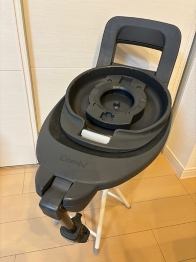 子供用品 ベビー用品 チャイルドシート　コンビ　combi the s専用のせかえベース