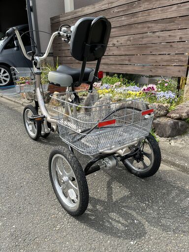 TOBU AERO クークルMII シニア向け 三輪車 日本製 （シルバー） 高齢者