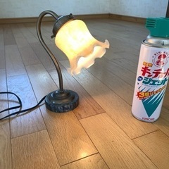 レトロな電気スタンド