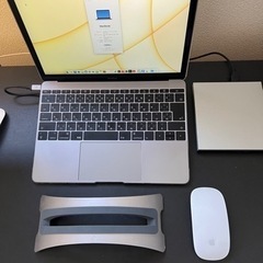 MacBook 2017 スペースグレイ、その他周辺機器　即決な...