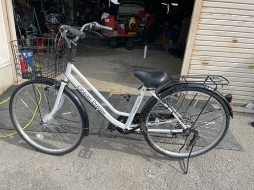 26インチ　オートライト付き　変速付き　自転車