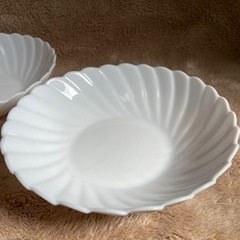 ヤマザキ　白いお皿　2枚　直径17.5cm