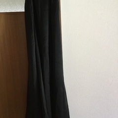 【ネット決済・配送可】黒ロングスカート