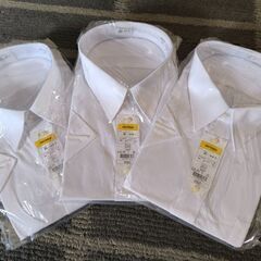 【新品・未使用品】Yシャツ　白　半袖　3枚セット　