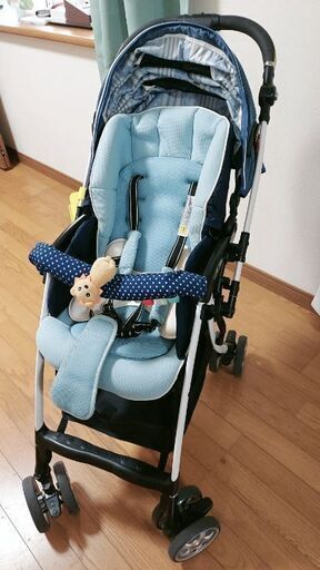 APRICAのベビーカー売ります