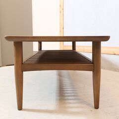 RELAX FORM(リラックスフォーム)のウォールナット材を使用したMARUMU