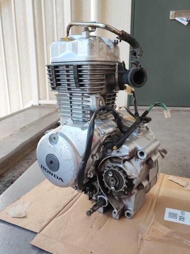 CBF125 エンジン