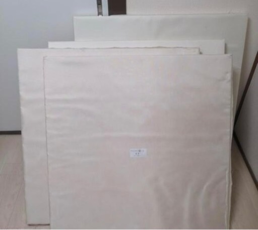 【4個】ワンタッチ防音壁　プロ　拭ける壁紙調クロス仕上げ　900mm×900mm ピアリビング　防音壁　防音ボード　防音室