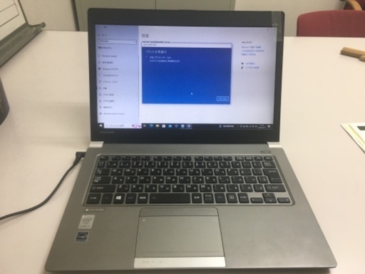 ノートパソコン TOSHIBA dynabook R63p core i3