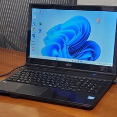 富士通 15インチ【win10+win11 起動8秒 CPUスコ...