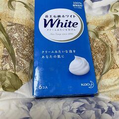 花王石鹸　ホワイト White  6個